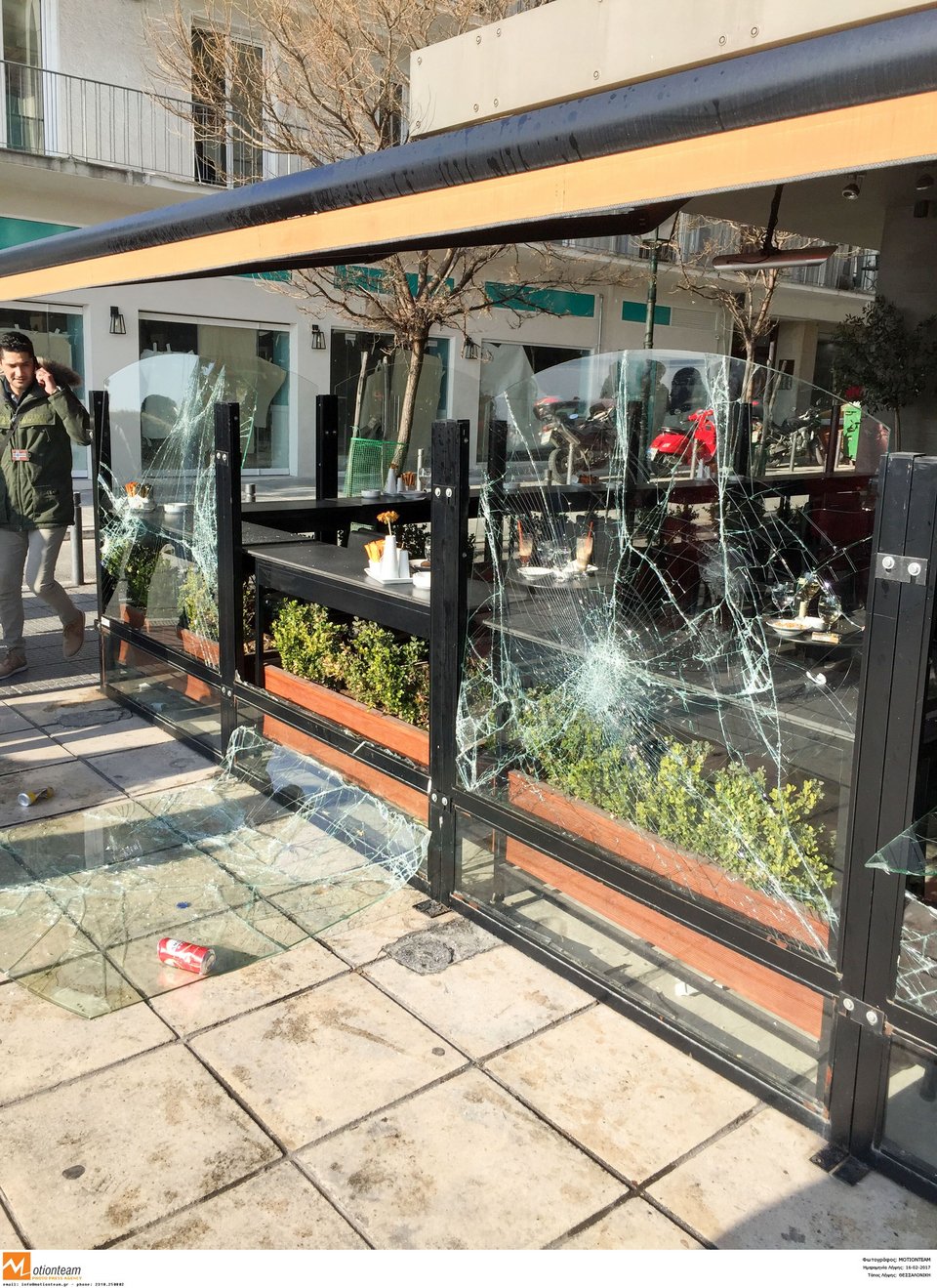Βίντεο-ντοκουμέντο από τα επεισόδια των Γερμανών χούλιγκαν στην παραλιακή της Θεσσαλονίκης | iefimerida.gr 3
