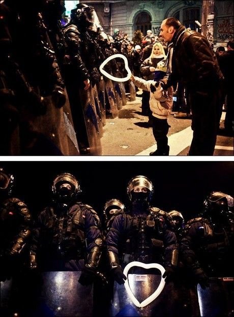 Οι 20 πιο συγκινητικές φωτογραφίες των τελευταίων 100 χρόνων | iefimerida.gr 16