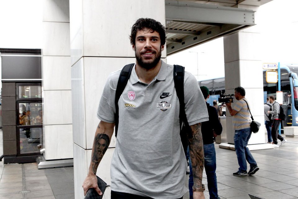 Euroleague: Ο Ολυμπιακός... πέταξε για Πόλη για να φέρει πίσω την κούπα [εικόνες]  | iefimerida.gr 6