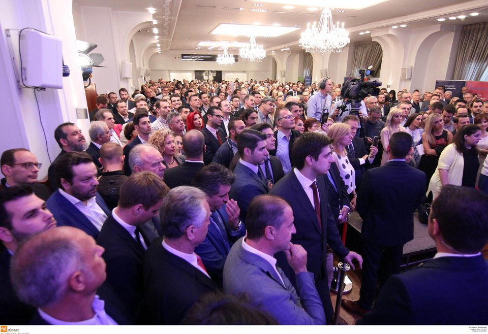 Μητσοτάκης: Ο Τσίπρας δέσμευσε τη χώρα με 2 νέα μνημόνια, εμείς θα τη βγάλουμε από την κρίση | iefimerida.gr 0