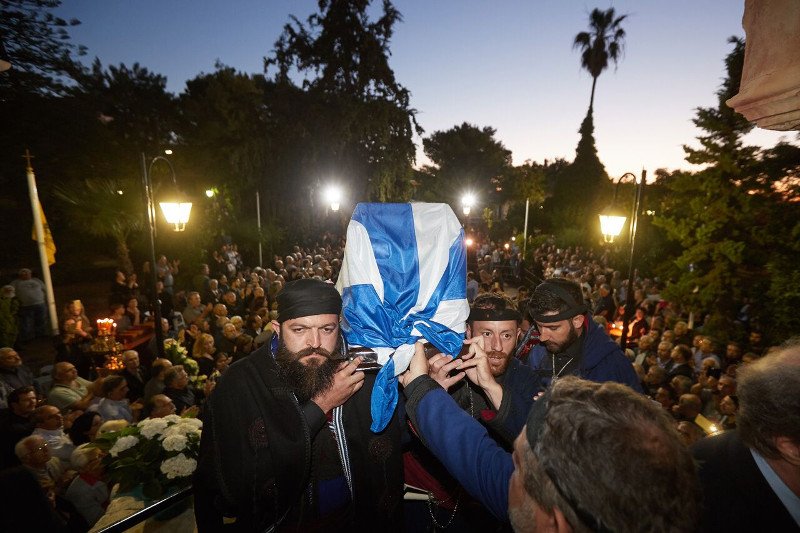 Η Κρητική γη υποδέχτηκε τον Κων. Μητσοτάκη -Με μπαλωθιές το τελευταίο αντίο | iefimerida.gr 33