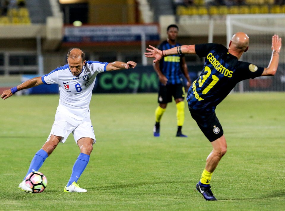 Ξύπνησαν μνήμες στο Ηράκλειο Κρήτης -Η Εθνική του 2004 έχασε 4-2 στα πέναλτι από επίλεκτους της Ιντερ [εικόνες] | iefimerida.gr 3