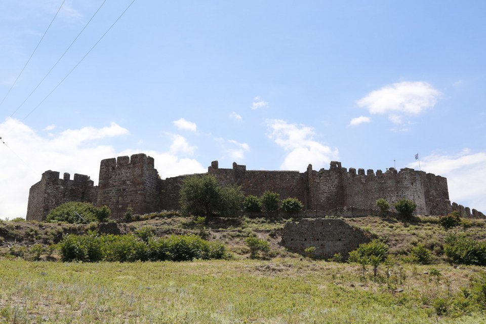 Ανοίγει και πάλι το κάστρο της Λέσβου που είχε υποστεί ζημιές από τον σεισμό [εικόνες]  | iefimerida.gr 1