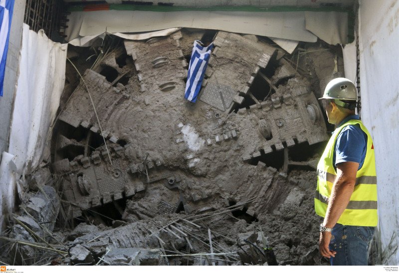 Θεσσαλονίκη: Παρουσία κόσμου, μέσα στη σήραγγα, ο Μετροπόντικας θα φτάσει στην Καλαμαριά | iefimerida.gr 1
