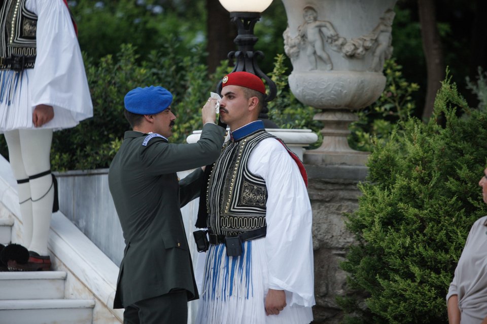 Στους κήπους του Προεδρικού η γιορτή της Δημοκρατίας -Ποιοι έδωσαν το «παρών» [εικόνες] | iefimerida.gr 26