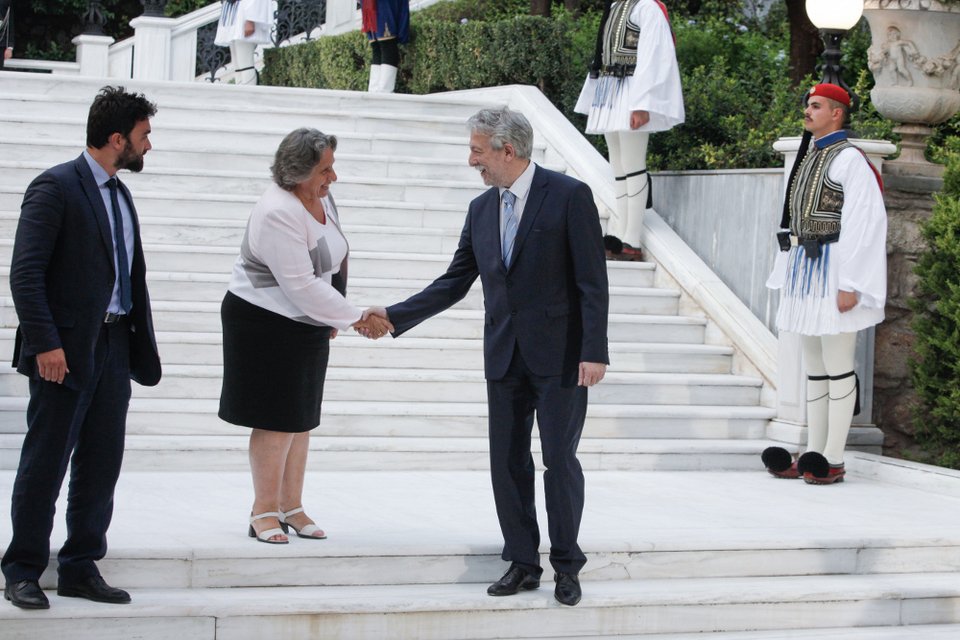 Στους κήπους του Προεδρικού η γιορτή της Δημοκρατίας -Ποιοι έδωσαν το «παρών» [εικόνες] | iefimerida.gr 16