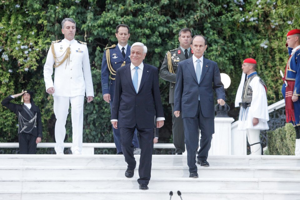 Στους κήπους του Προεδρικού η γιορτή της Δημοκρατίας -Ποιοι έδωσαν το «παρών» [εικόνες] | iefimerida.gr 0