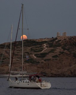 75.000 απήλαυσαν την πανσέληνο από Αρχαιολογικούς χώρους -5.000 βρέθηκαν στο Σούνιο [εικόνες] | iefimerida.gr 3