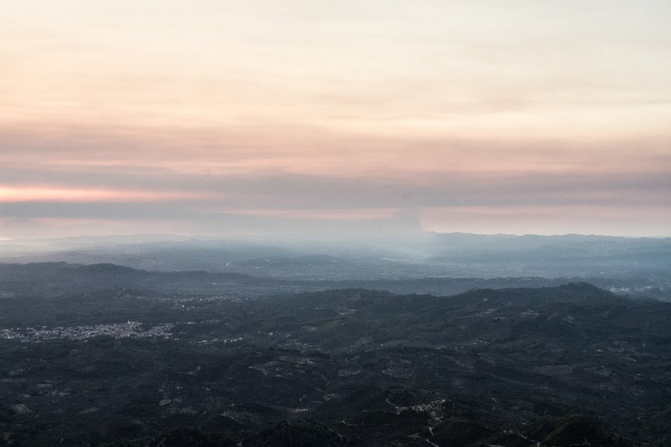 Αγωνία για τη φωτιά στην ανατολική Αττική -Τεράστιο ανεξέλεγκτο μέτωπο [εικόνες] | iefimerida.gr 7