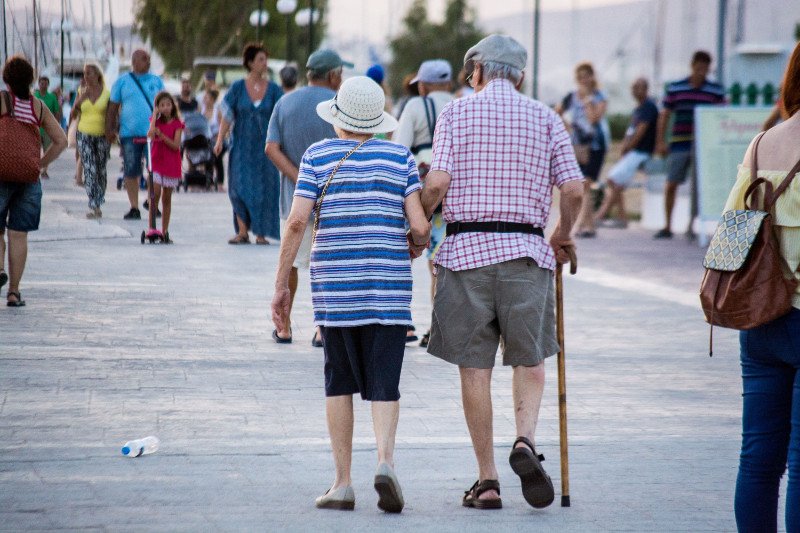 Αντικαταθλιπτικό το καθημερινό περπάτημα -Για γερή καρδιά και αντιγήρανση | iefimerida.gr 1