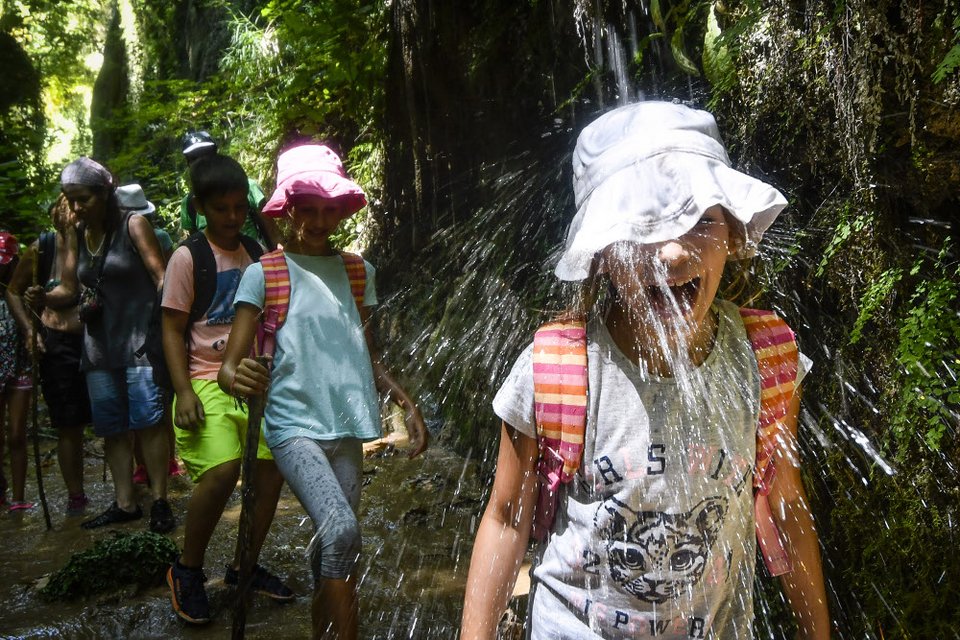 Σκηνικό βγαλμένο από παραμύθι στην Ηλεία -Οι καταρράκτες της Νεμούτας [εικόνες] | iefimerida.gr 5