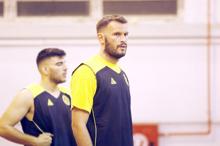 Συγκίνηση: Ο Αντώνης Φώτσης έκανε προπόνηση με τον Ηλυσιακό -Εκεί που άρχισε πριν 20 χρόνια [εικόνες] | iefimerida.gr 2