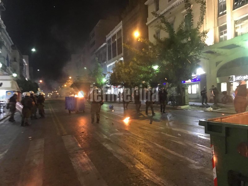 Πορεία στη μνήμη Φύσσα -Επεισόδια σε Πειραιά, Πάτρα και Θεσσαλονίκη [εικόνες & βίντεο] | iefimerida.gr 3