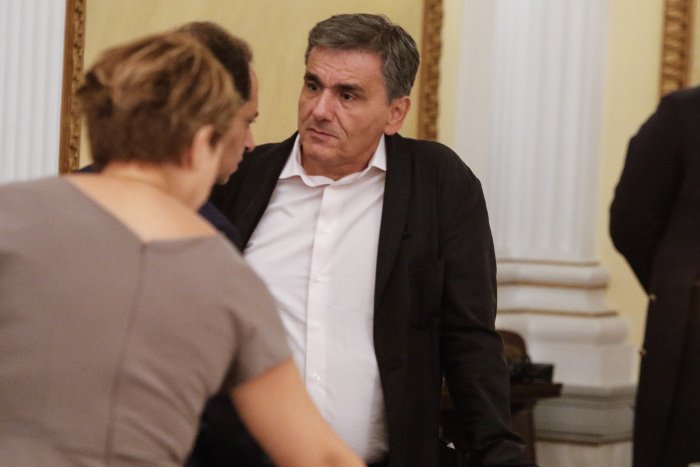 Παυλόπουλος σε Μακρόν: ΠΓΔΜ και Αλβανία υπονομεύουν την ευρωπαϊκή τους πολιτική [εικόνες] | iefimerida.gr 18