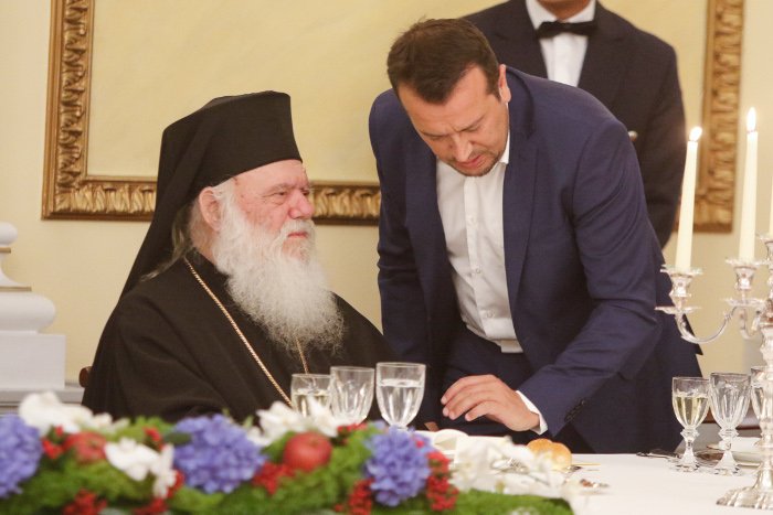 Παυλόπουλος σε Μακρόν: ΠΓΔΜ και Αλβανία υπονομεύουν την ευρωπαϊκή τους πολιτική [εικόνες] | iefimerida.gr 19