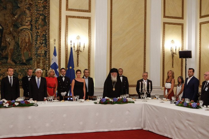 Παυλόπουλος σε Μακρόν: ΠΓΔΜ και Αλβανία υπονομεύουν την ευρωπαϊκή τους πολιτική [εικόνες] | iefimerida.gr 23