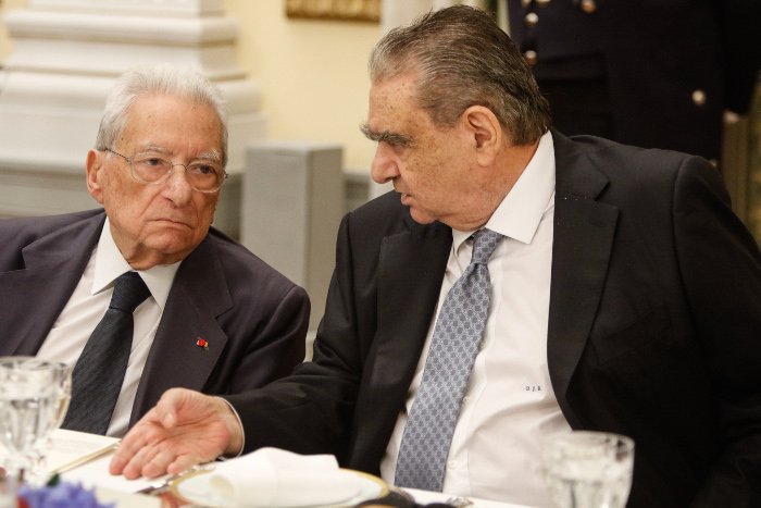 Παυλόπουλος σε Μακρόν: ΠΓΔΜ και Αλβανία υπονομεύουν την ευρωπαϊκή τους πολιτική [εικόνες] | iefimerida.gr 28