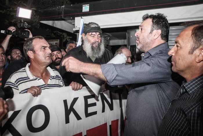 «Θερμή» υποδοχή επεφύλαξαν στον Αλέξη Τσίπρα οι Κρητικοί [εικόνες]  | iefimerida.gr 0