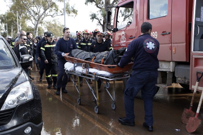 Δυτ. Αττική: Βρήκαν έναν ακόμη νεκρό -20 τα θύματα της πλημμύρας [εικόνες] | iefimerida.gr 2