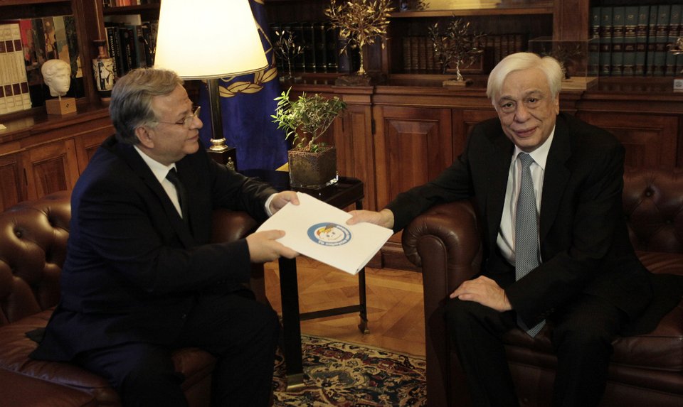 Τον πρόεδρο του «Χαμόγελου» υποδέχτηκε στο Προεδρικό ο Προκόπης Παυλόπουλος [εικόνες]  | iefimerida.gr 0