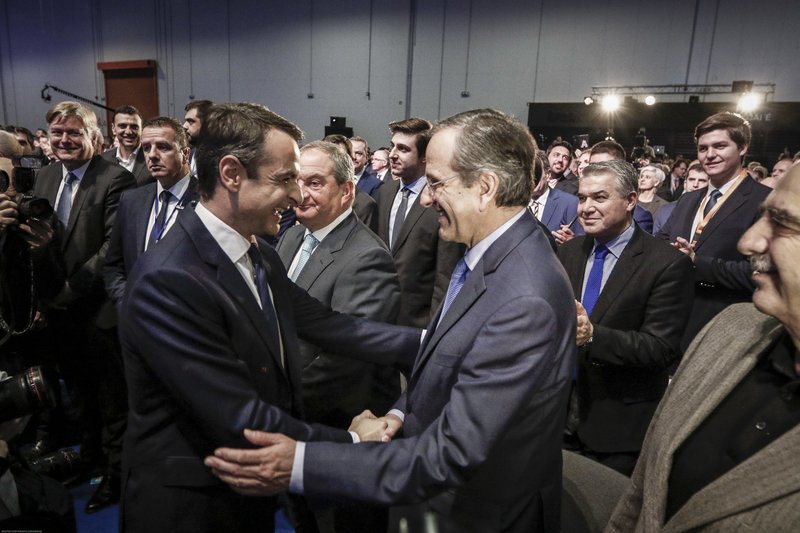 Μητσοτάκης στο συνέδριο της ΝΔ: Το ρολόι μετρά αντίστροφα για την νίκη -Βλέπουμε μόνο συνοδοιπόρους [εικόνες] | iefimerida.gr 6