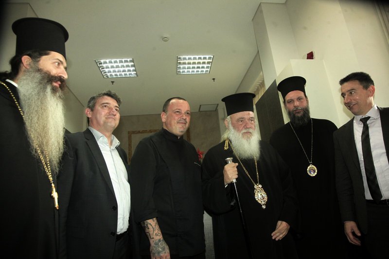 «Κέντρο αγάπης» χαρακτήρισε ο αρχιεπίσκοπος Ιερώνυμος, το Καρέλλειο Πρότυπο Κέντρο Αλτσχάιμερ [εικόνες] | iefimerida.gr 3