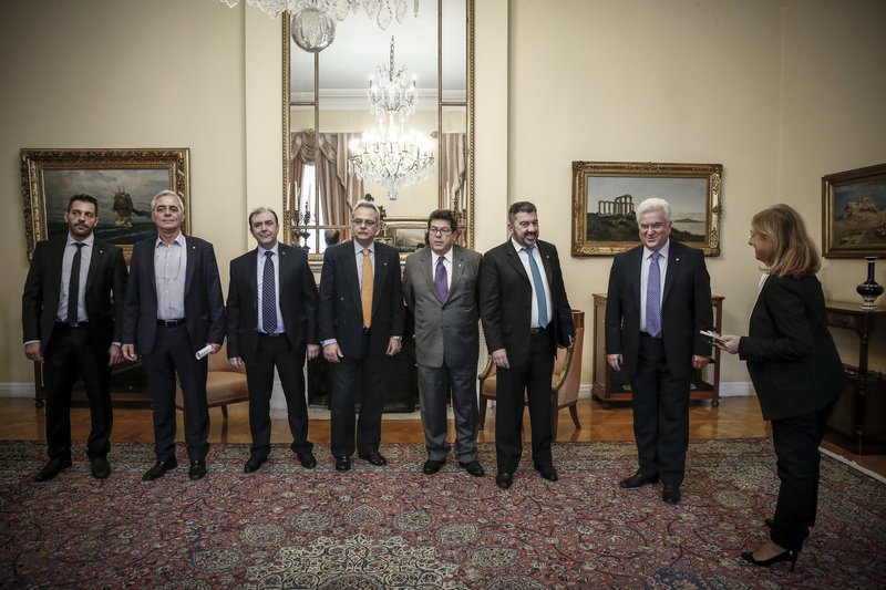 Παυλόπουλος: Οι μικρομεσαίες επιχειρήσεις παραμένουν η ραχοκοκαλιά της οικονομίας μας [εικόνες] | iefimerida.gr 0