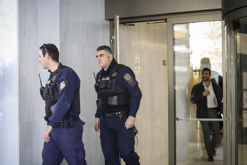 Στο «Μακεδονία Παλλάς» η «μυστική» συνάντηση Κοτζιά με Ντιμιτρόφ -Τι συζήτησαν [εικόνες] | iefimerida.gr 3