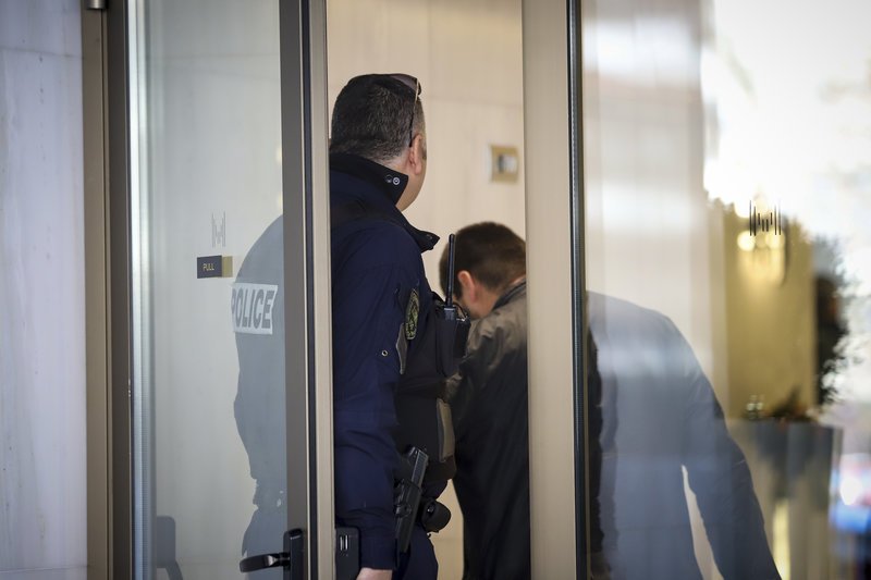 Στο «Μακεδονία Παλλάς» η «μυστική» συνάντηση Κοτζιά με Ντιμιτρόφ -Τι συζήτησαν [εικόνες] | iefimerida.gr 2