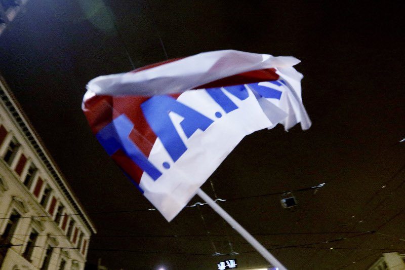 Το ΠΑΜΕ ετοιμάζει web radio -Θα εκπέμπει από 1η Μαρτίου | iefimerida.gr 0