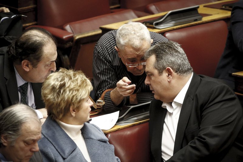 Επαφές Τσίπρα-Καμμένου την Τρίτη για τον Ζουράρι -Πιθανό τετ α τετ [εικόνες] | iefimerida.gr 2