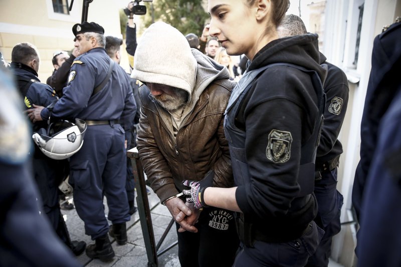 Ανατροπή: Ο δολοφόνος της Δώρας ζητά προστασία -«Κινδυνεύει η ζωή μου»! [εικόνες] | iefimerida.gr 4