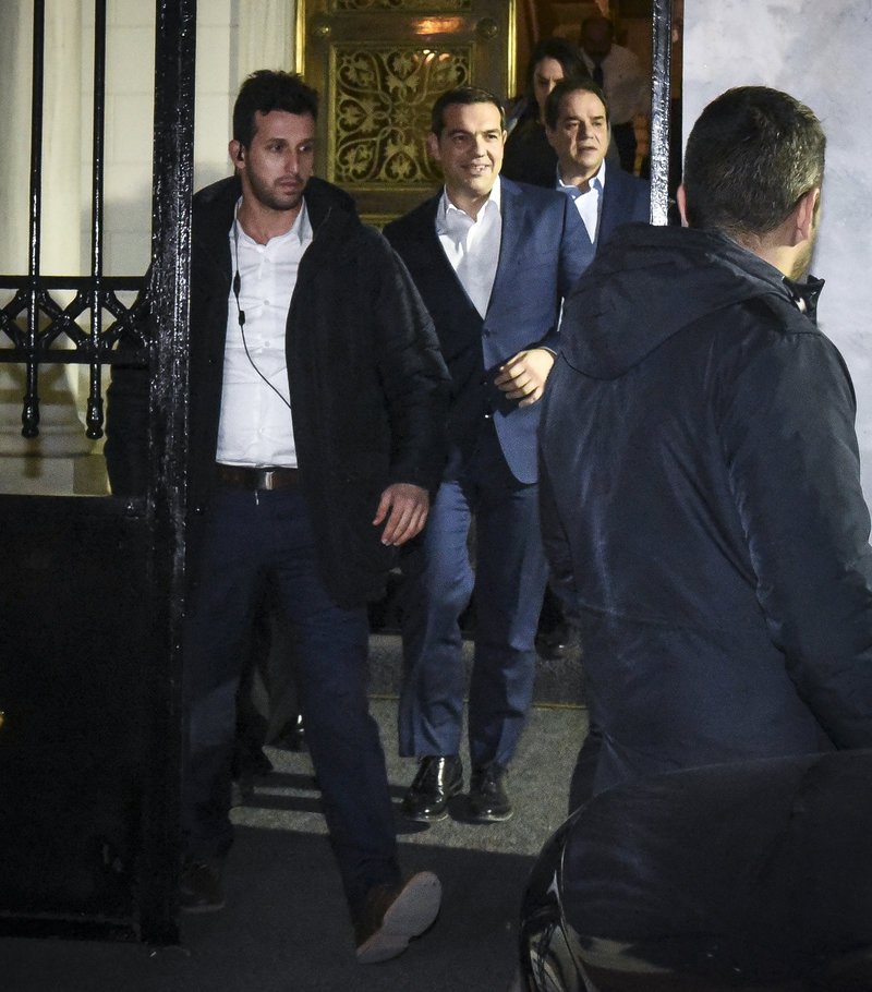 Αποκλειστικό: Ο Τσίπρας συνάντησε τον Αρχιεπίσκοπο Ιερώνυμο για το Σκοπιανό [εικόνες] | iefimerida.gr 2