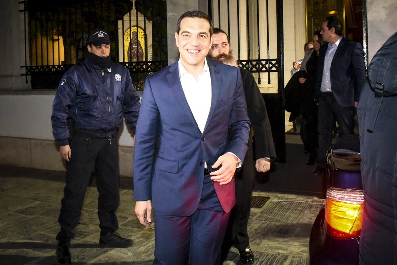 Αποκλειστικό: Ο Τσίπρας συνάντησε τον Αρχιεπίσκοπο Ιερώνυμο για το Σκοπιανό [εικόνες] | iefimerida.gr 3