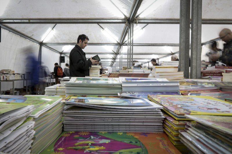 Αρχισε το Παζάρι Βιβλίου στην Κοτζιά -200 εκδότες με 9.000 τίτλους από 1 ευρώ [εικόνες] | iefimerida.gr 2