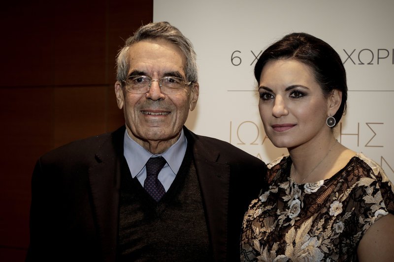 Ολος ο πολιτικός κόσμος τίμησε τη μνήμη του Γιάννη Κεφαλογιάννη -Συγκίνηση και πηγαδάκια [εικόνες] | iefimerida.gr 6