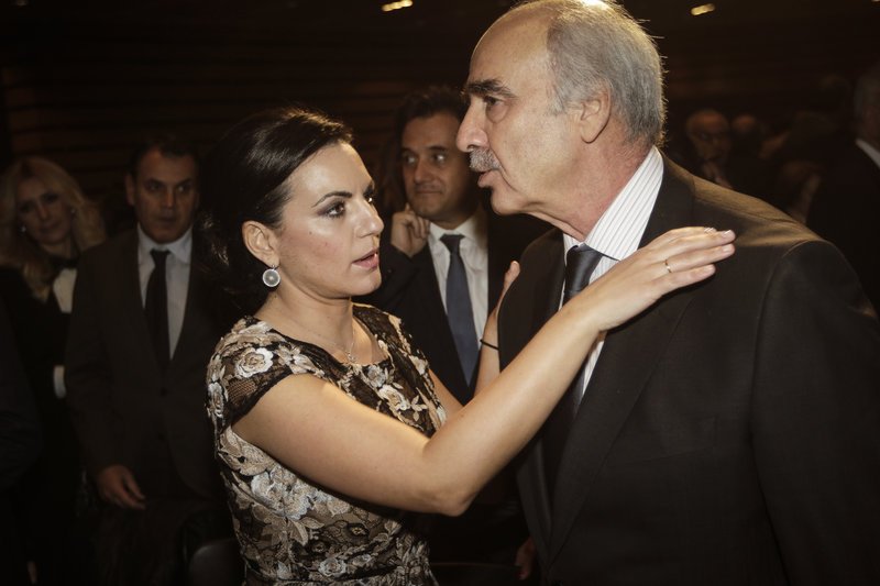 Ολος ο πολιτικός κόσμος τίμησε τη μνήμη του Γιάννη Κεφαλογιάννη -Συγκίνηση και πηγαδάκια [εικόνες] | iefimerida.gr 1