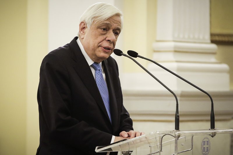 Παυλόπουλος σε ΠΟΜΙΔΑ: Πρέπει να μειωθεί η φορολογία των ακινήτων [εικόνες] | iefimerida.gr 2