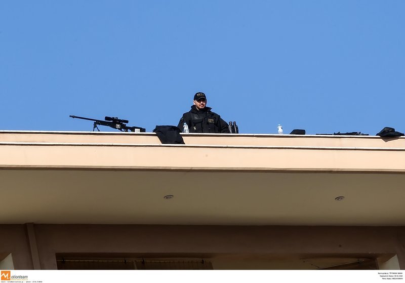 Ελεύθεροι σκοπευτές με το δάχτυλο στη σκανδάλη στη Θεσσαλονίκη -Με την άφιξη του προέδρου του Ισραήλ [εικόνες] | iefimerida.gr 0