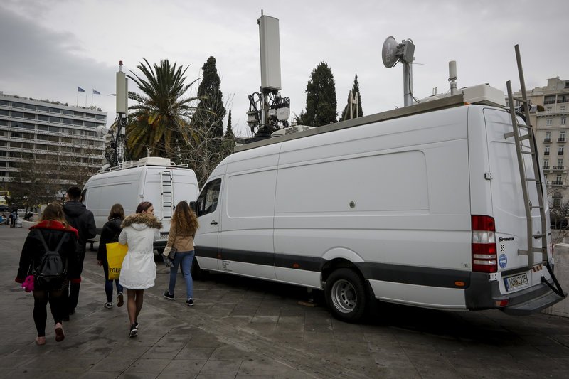 Στην τελική ευθεία οι ετοιμασίες για το συλλαλητήριο του Συντάγματος [εικόνες]  | iefimerida.gr 10