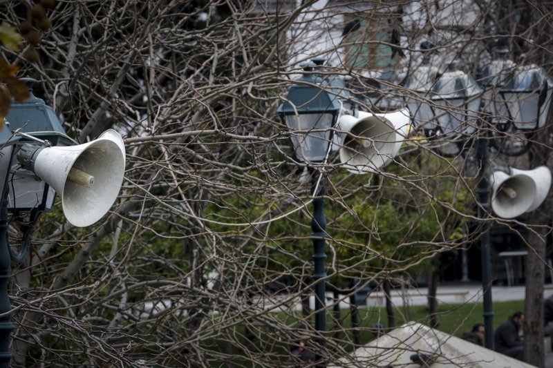 Στην τελική ευθεία οι ετοιμασίες για το συλλαλητήριο του Συντάγματος [εικόνες]  | iefimerida.gr 1