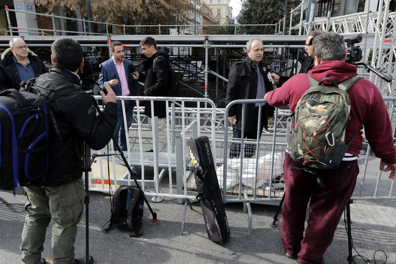 Ολα έτοιμα για το μεγάλο συλλαλητήριο για την Μακεδονία στο Σύνταγμα | iefimerida.gr 8