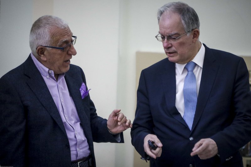 To παρασκήνιο της ΚΟ της ΝΔ: Η ποσέτ Κακλαμάνη και το wet look της Ασημακοπούλου [εικόνες] | iefimerida.gr 10