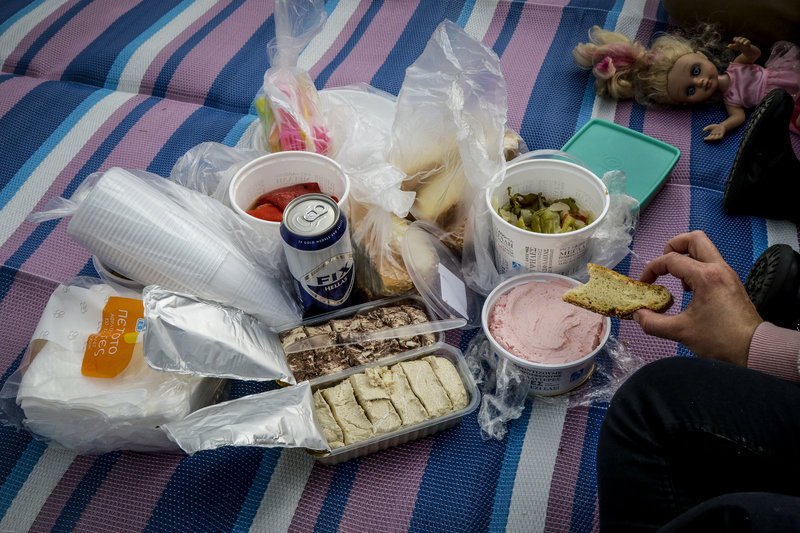 Κούλουμα στο Κέντρο Πολιτισμού Ιδρυμα Νιάρχος -Με ταραμά, χορούς και τραγούδια [εικόνες] | iefimerida.gr 4