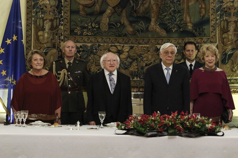 Παυλόπουλος στον Ιρλανδό πρόεδρο: Μένουμε στο ευρωπαϊκό σκάφος με θυσίες για τους λαούς μας [εικόνες] | iefimerida.gr 8