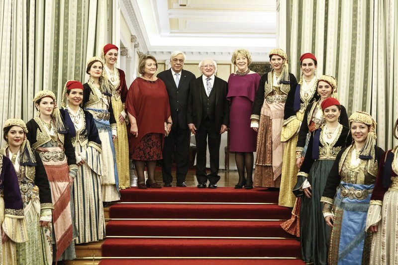 Παυλόπουλος στον Ιρλανδό πρόεδρο: Μένουμε στο ευρωπαϊκό σκάφος με θυσίες για τους λαούς μας [εικόνες] | iefimerida.gr 1