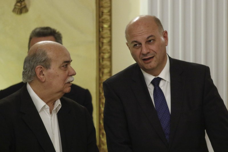 Παυλόπουλος στον Ιρλανδό πρόεδρο: Μένουμε στο ευρωπαϊκό σκάφος με θυσίες για τους λαούς μας [εικόνες] | iefimerida.gr 2