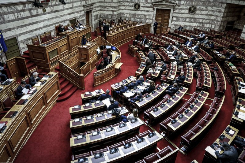 Κατατέθηκε στη Βουλή η τροπολογία για τις μετεγγραφές φοιτητών και τις εξετάσεις Λυκείου- Τι ορίζει | iefimerida.gr 0