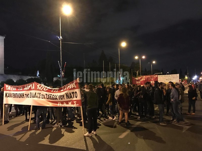 Αντιφασιστική πορεία στο κέντρο της Αθήνας -Κυκλοφοριακό «έμφραγμα» για αρκετές ώρες [εικόνες & βίντεο] | iefimerida.gr 3