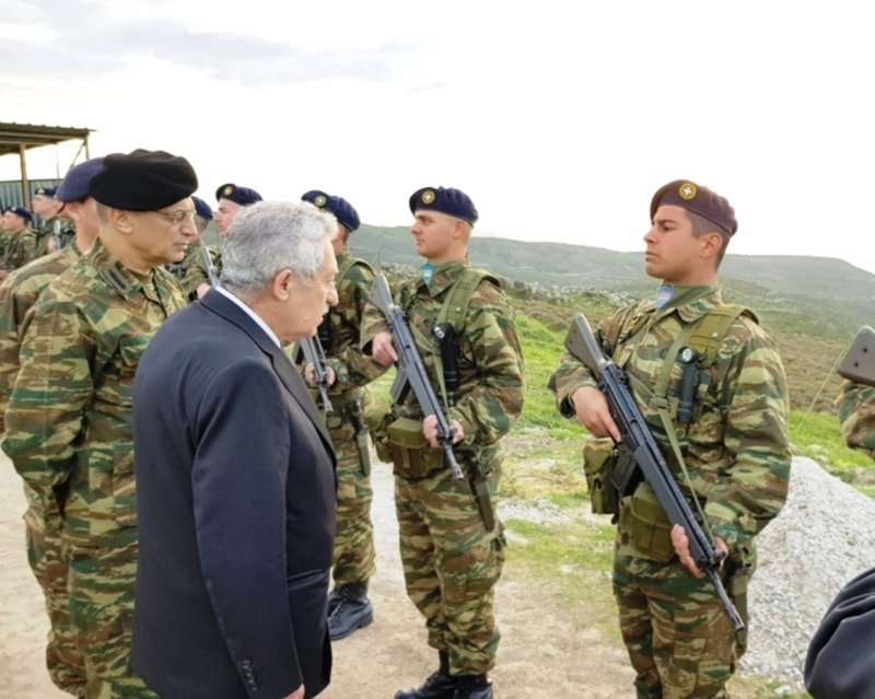 Στον ακριτικό Aϊ Στράτη ο Κουβέλης -«Εδώ υπερασπίζονται την ακεραιότητα της χώρας» [εικόνες] | iefimerida.gr 1